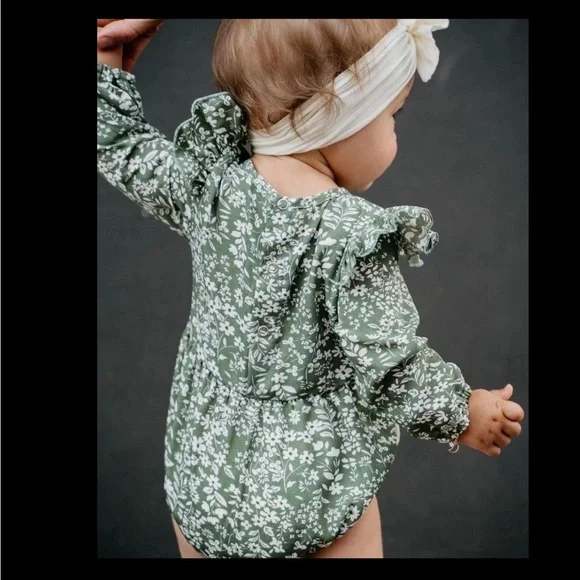 Romper - Picture 4 of 9